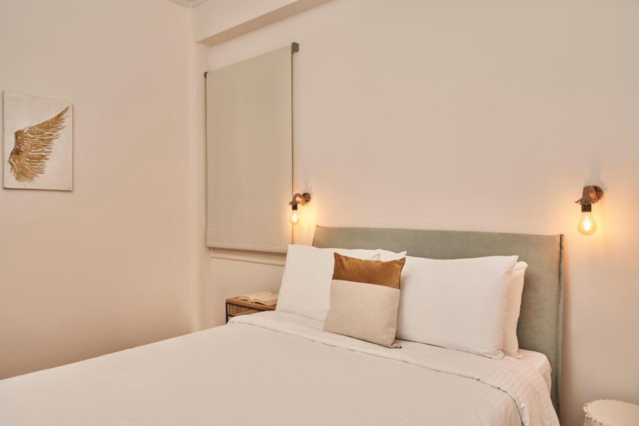 Chic N Bright 3Bd Apt With Hilton View Athena Bagian luar foto
